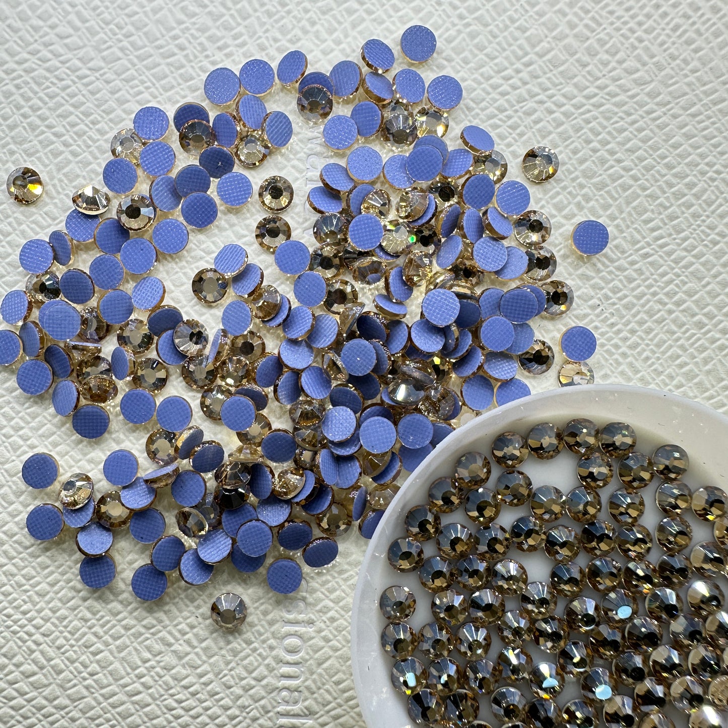 SS6-SS20 Bulk High Quality Crystal Glass Hotfix Rhinestone Wholesale Flatback Rhinestones for Bags Nail Art & Garment