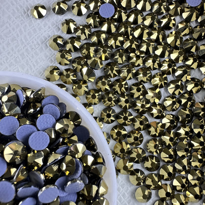 Dazzling Bright Wholesale 1440pcs 16 Facets Normal Color Hot-Fix Flat Back Glass Crystal Rhinestones Nail Art DIY Crafting