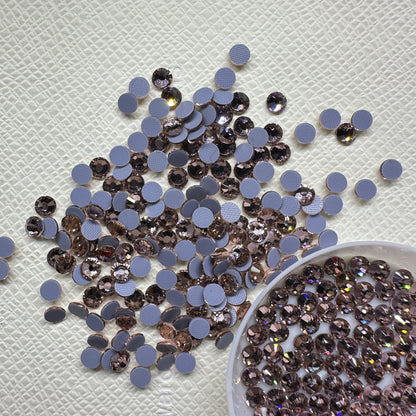 SS6-SS20 Bulk High Quality Crystal Glass Hotfix Rhinestone Wholesale Flatback Rhinestones for Bags Nail Art & Garment