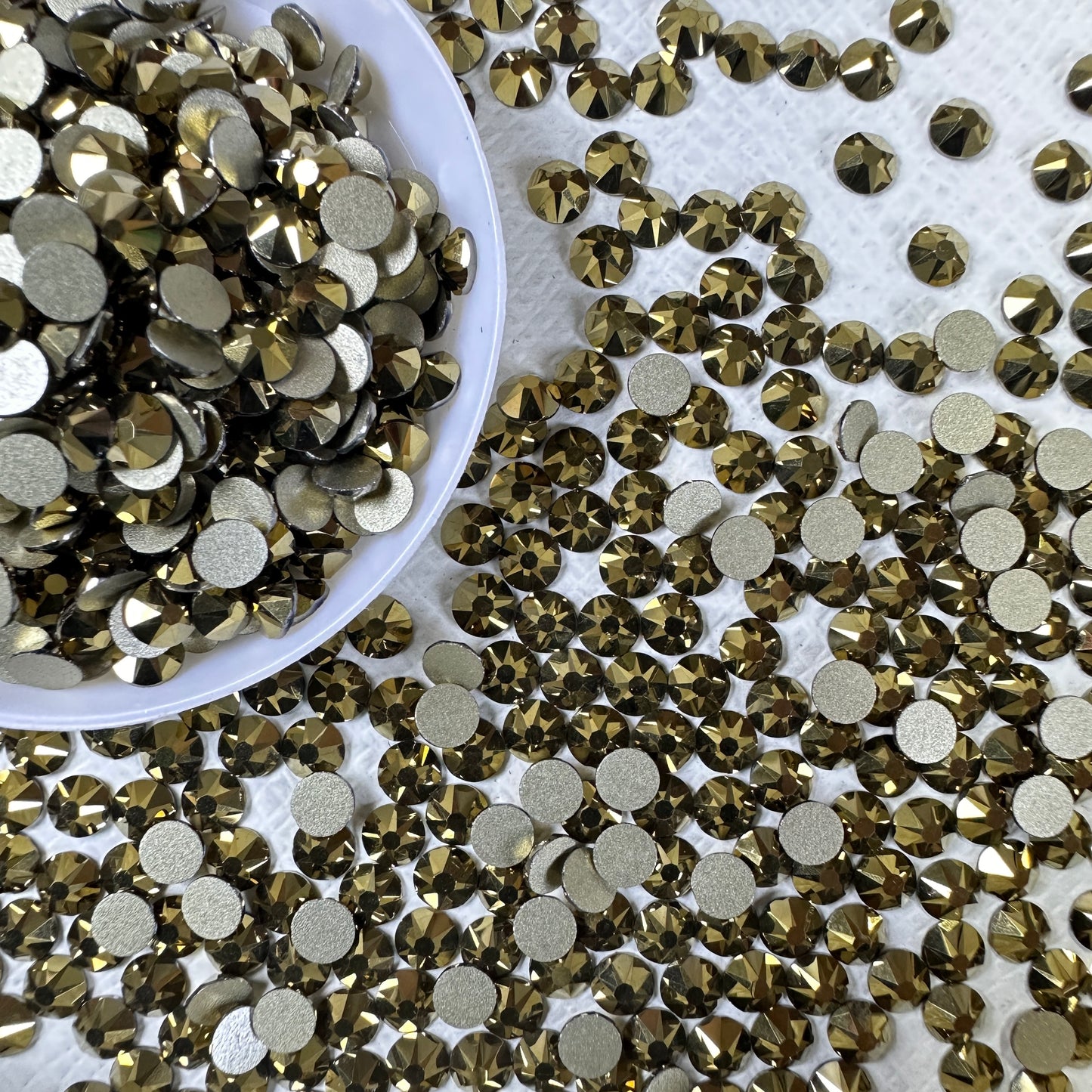 2088 Eco-Friendly Nickel-Free Crystal Non-Hotfix Flat Back Rhinestone Loose 16 Facets Shoes Hat Bags Nail Art