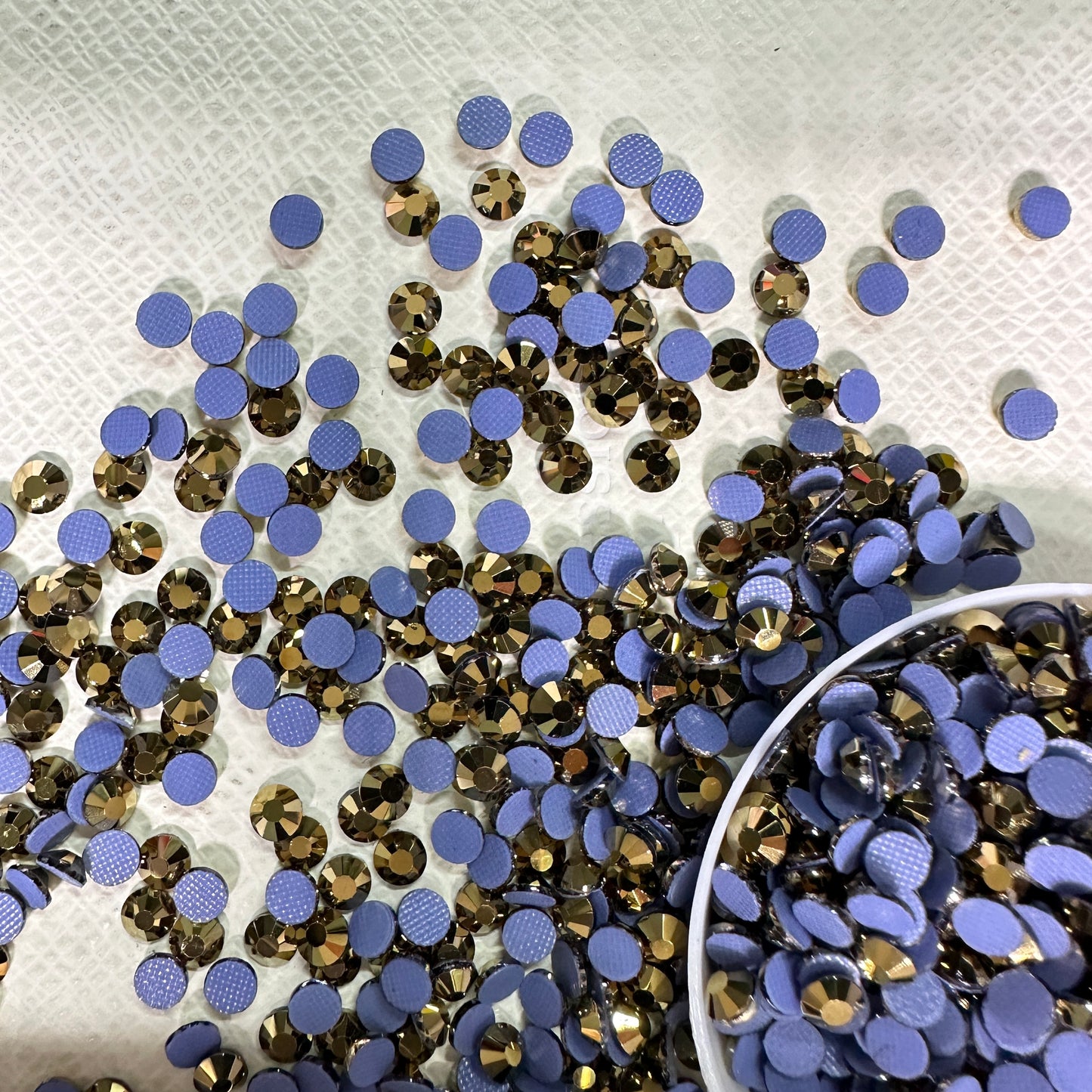SS6-SS20 Bulk High Quality Crystal Glass Hotfix Rhinestone Wholesale Flatback Rhinestones for Bags Nail Art & Garment