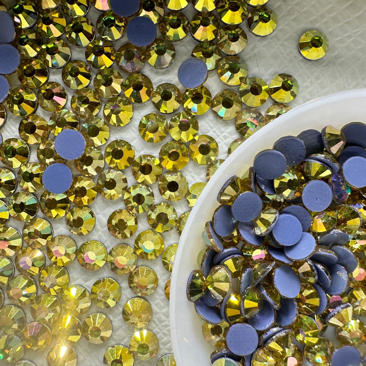 SS6-SS20 Bulk High Quality Crystal Glass Hotfix Rhinestone Wholesale Flatback Rhinestones for Bags Nail Art & Garment