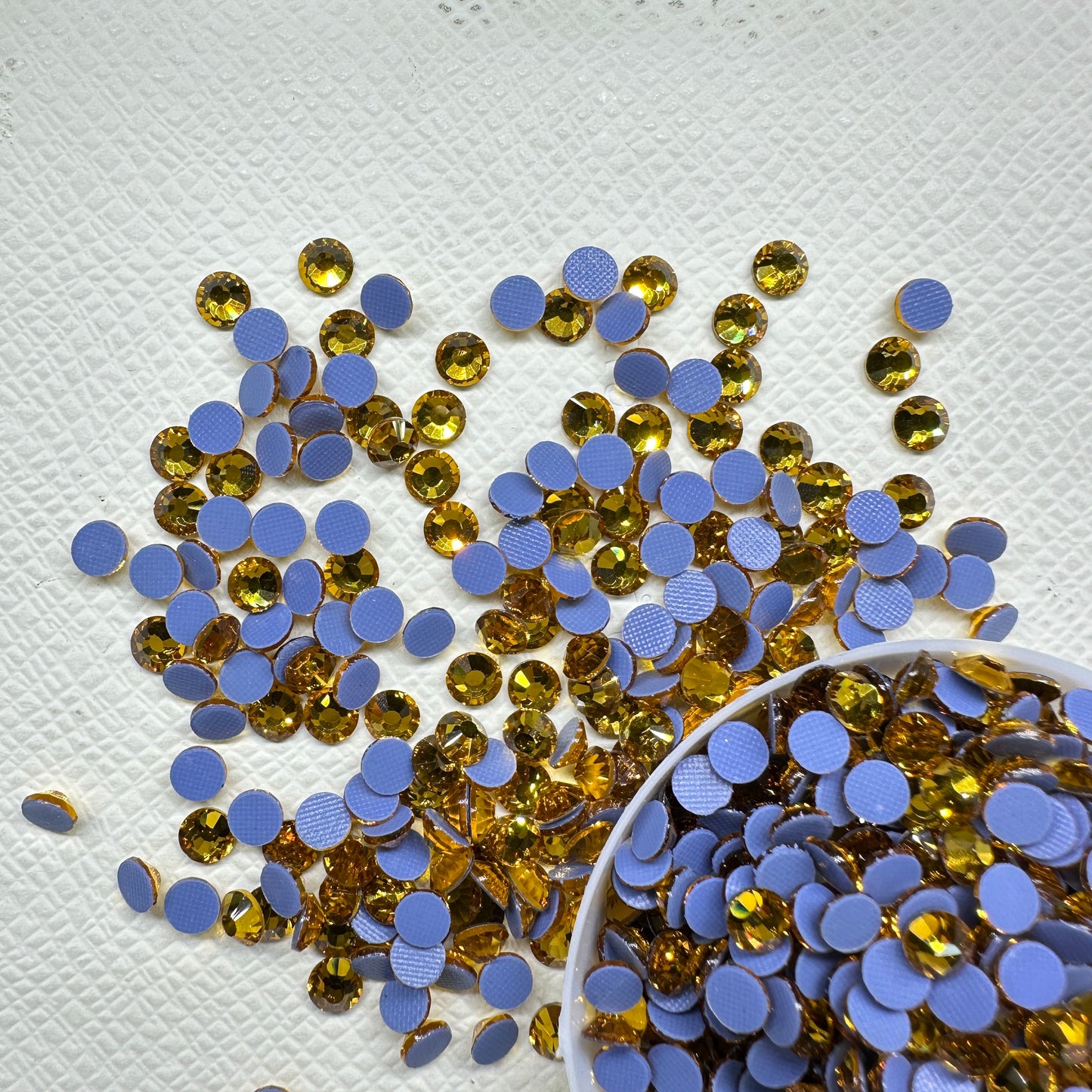 SS6-SS20 Bulk High Quality Crystal Glass Hotfix Rhinestone Wholesale Flatback Rhinestones for Bags Nail Art & Garment
