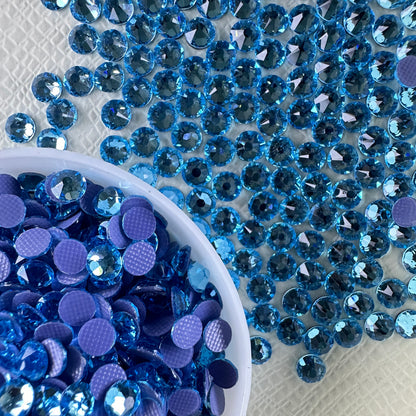 Dazzling Bright Wholesale 1440pcs 16 Facets Normal Color Hot-Fix Flat Back Glass Crystal Rhinestones Nail Art DIY Crafting