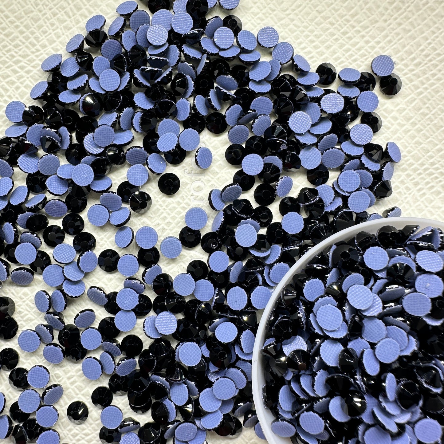 SS6-SS20 Bulk High Quality Crystal Glass Hotfix Rhinestone Wholesale Flatback Rhinestones for Bags Nail Art & Garment