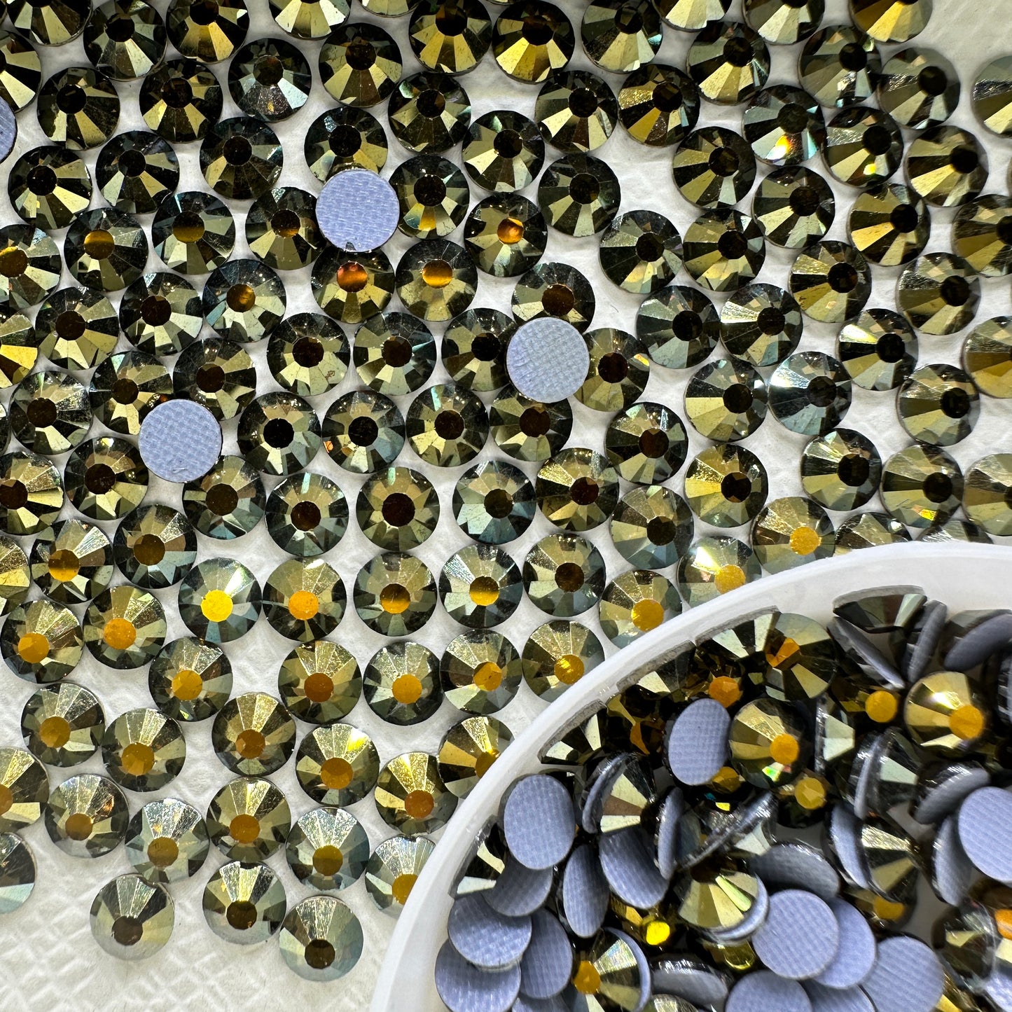 SS6-SS20 Bulk High Quality Crystal Glass Hotfix Rhinestone Wholesale Flatback Rhinestones for Bags Nail Art & Garment