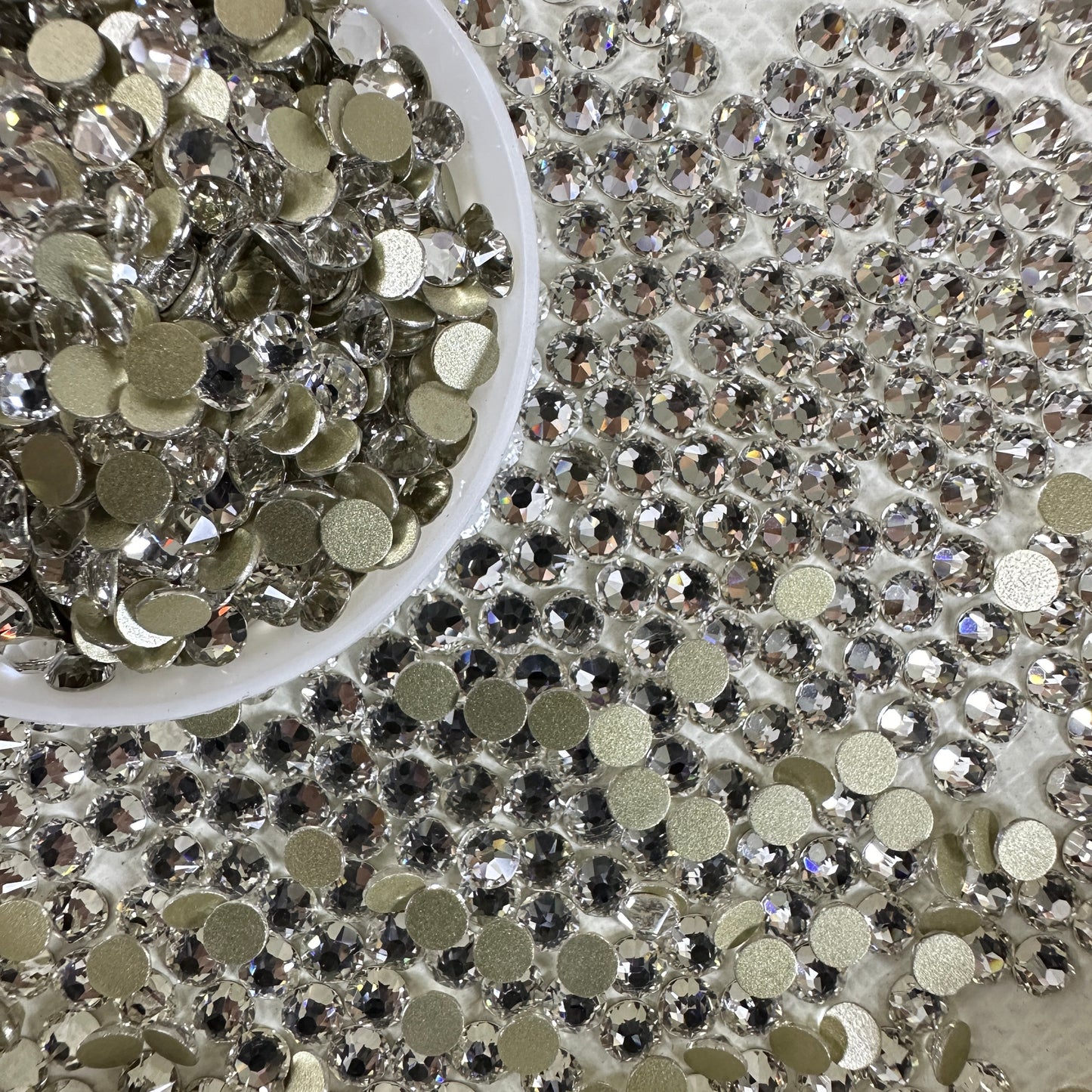 2088 Eco-Friendly Nickel-Free Crystal Non-Hotfix Flat Back Rhinestone Loose 16 Facets Shoes Hat Bags Nail Art