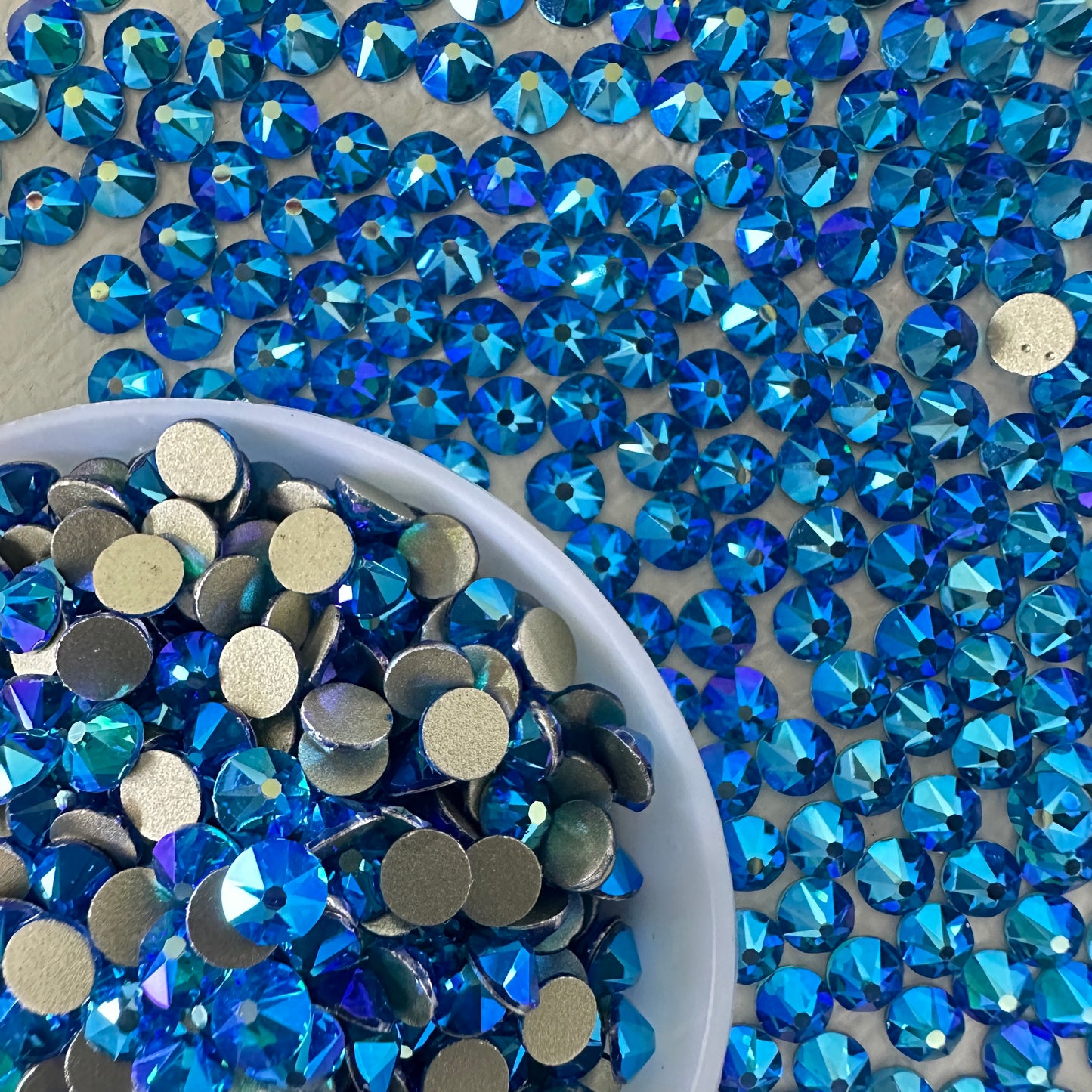 2088 Eco-Friendly Nickel-Free AB Color Non-Hotfix Flat Back Rhinestone Loose 16 Facets Shoes Hat Bags Nail Art
