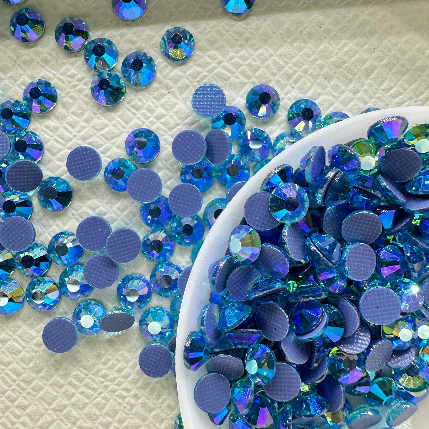 SS6-SS20 Bulk High Quality Crystal Glass Hotfix Rhinestone Wholesale Flatback Rhinestones for Bags Nail Art & Garment