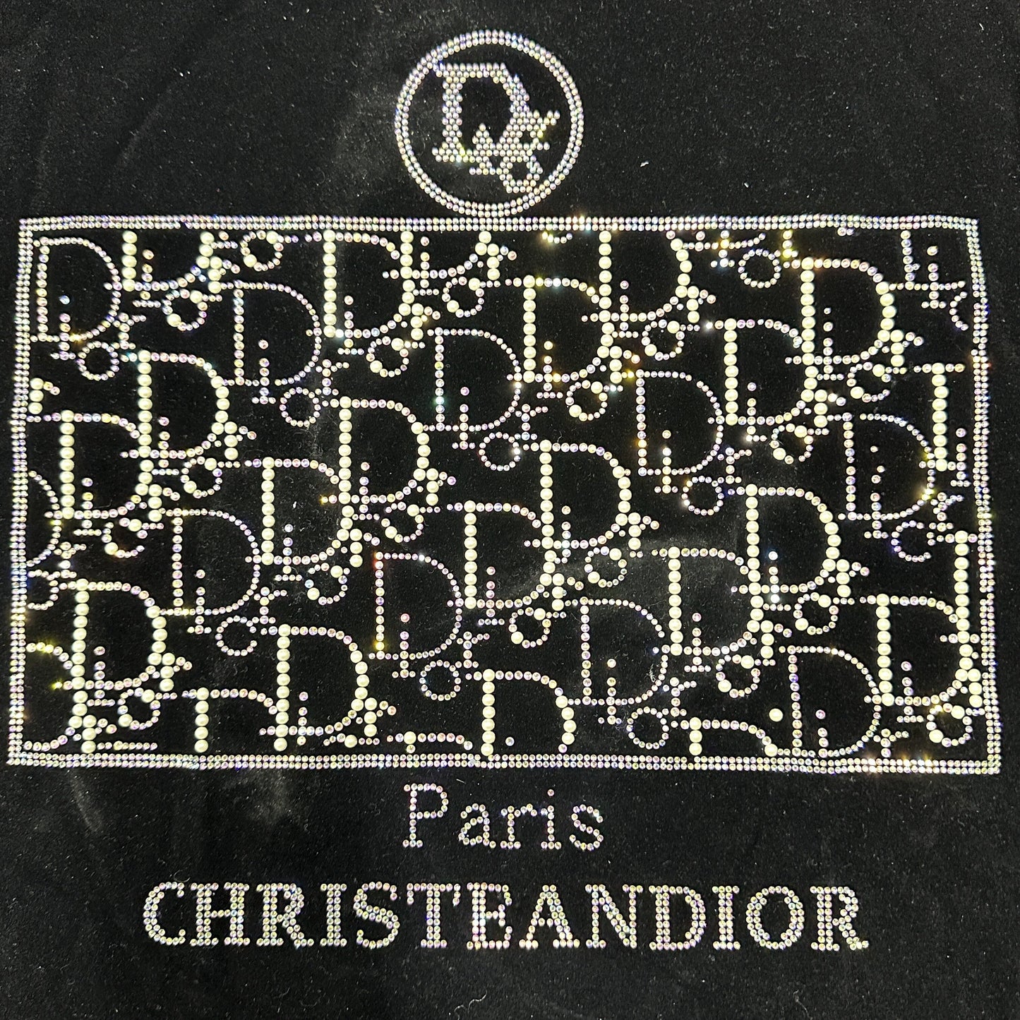 Low MOQ Custom Motif Strass Rhinestone Flatback Hotfix Glass Rhinestones for Garment Hats Bags & Shoes