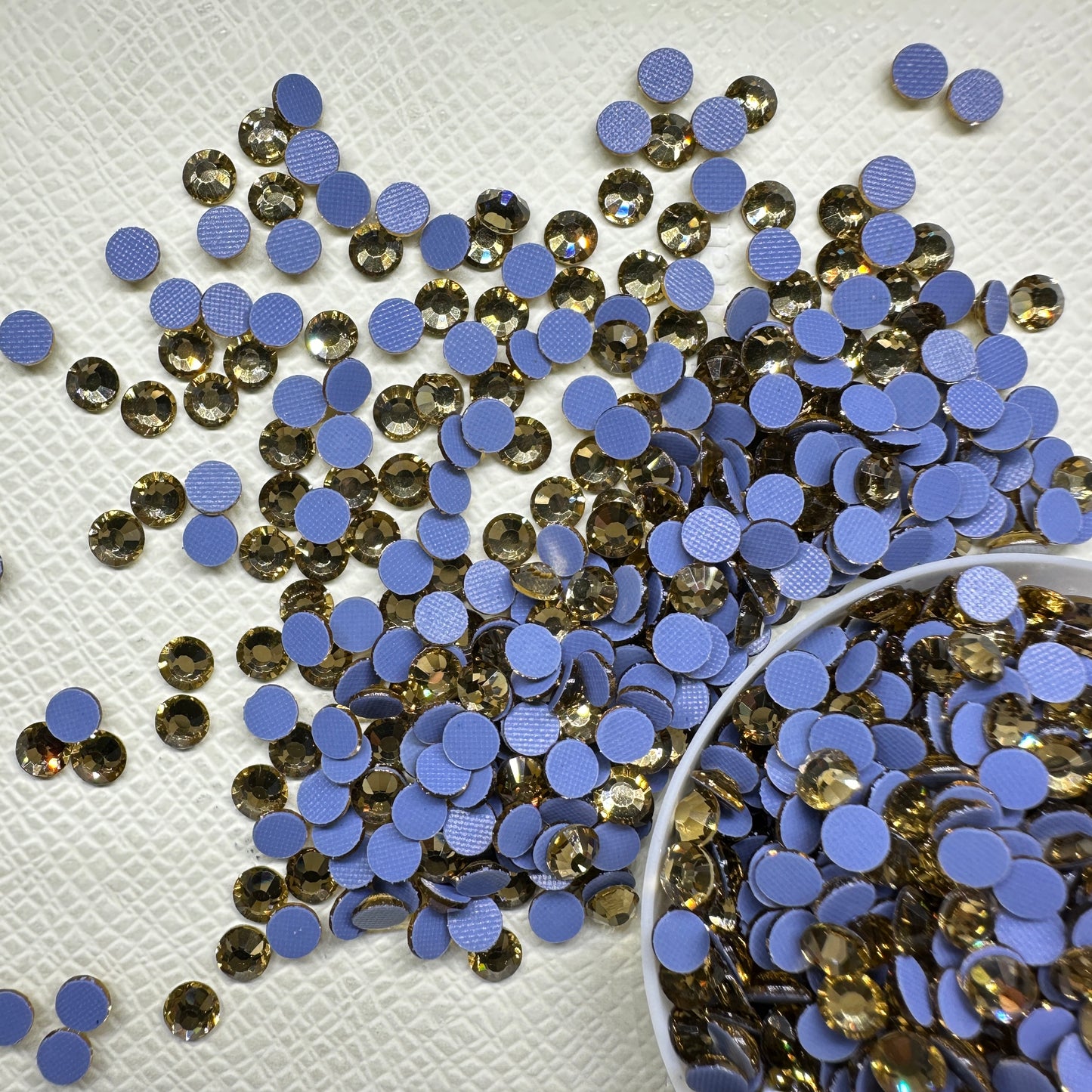 SS6-SS20 Bulk High Quality Crystal Glass Hotfix Rhinestone Wholesale Flatback Rhinestones for Bags Nail Art & Garment